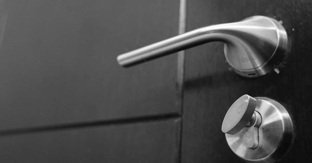 locksmith service technician — Glendale Locksmith Corp