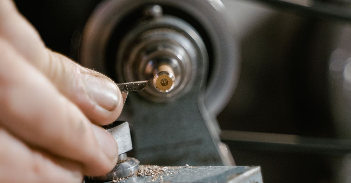 key maker professional — Glendale Locksmith Corp