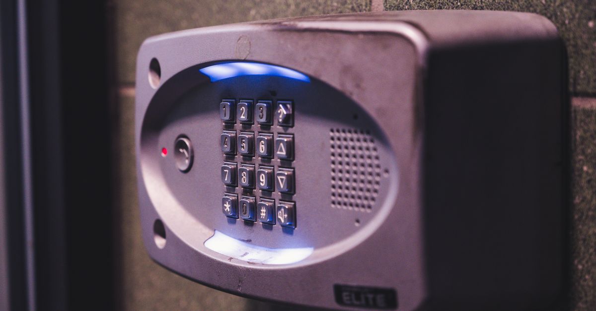Emergency Locksmith Response Across Glendale, 24 Hours a Day — Glendale Locksmith Corp