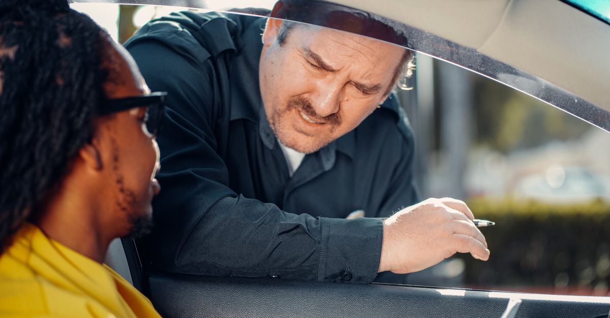 Why a Kiosk or DIY Approach Falls Short in a Real Car Lockout — Glendale Locksmith Corp