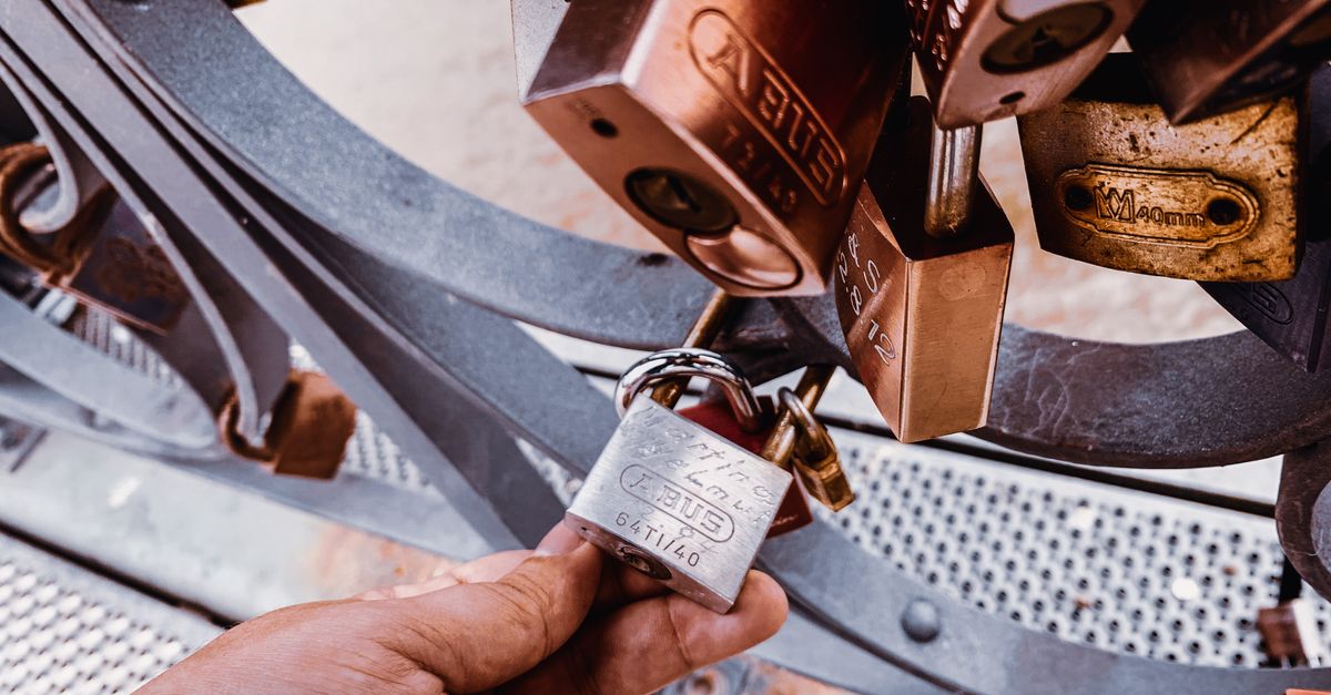 Emergency Locksmith Response: When a Home Lockout Turns Urgent — Glendale Locksmith Corp
