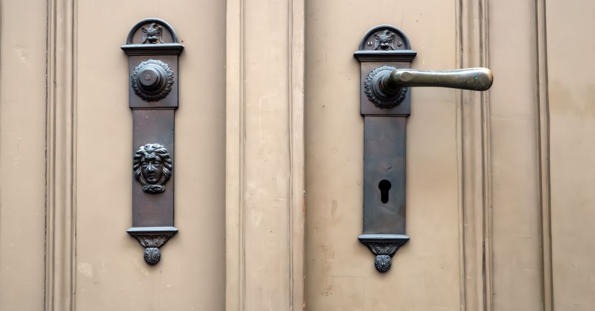 What Is a Mortise Lock and Why Do Glendale Homes Have So Many of Them? — Glendale Locksmith Corp